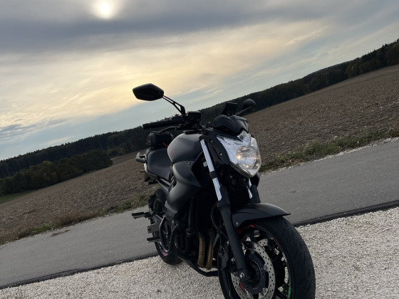 180 Tsd. Km und SIE fährt noch immer.   :-)