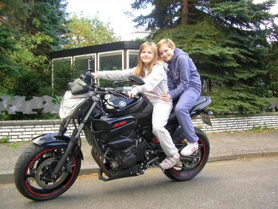 Meine Nachwuchsbikerinnen  ;-) Twin-Power