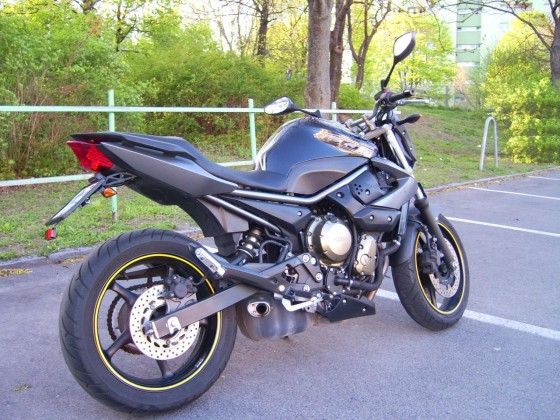 XJ6- 6