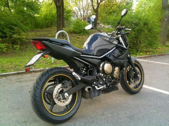 XJ6 004